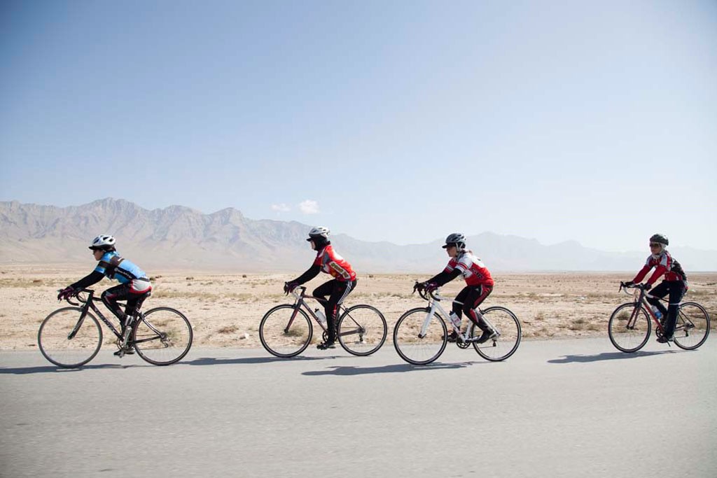 También surgen iniciativas ciclistas que no están conectadas con el equipo nacional de Afganistán