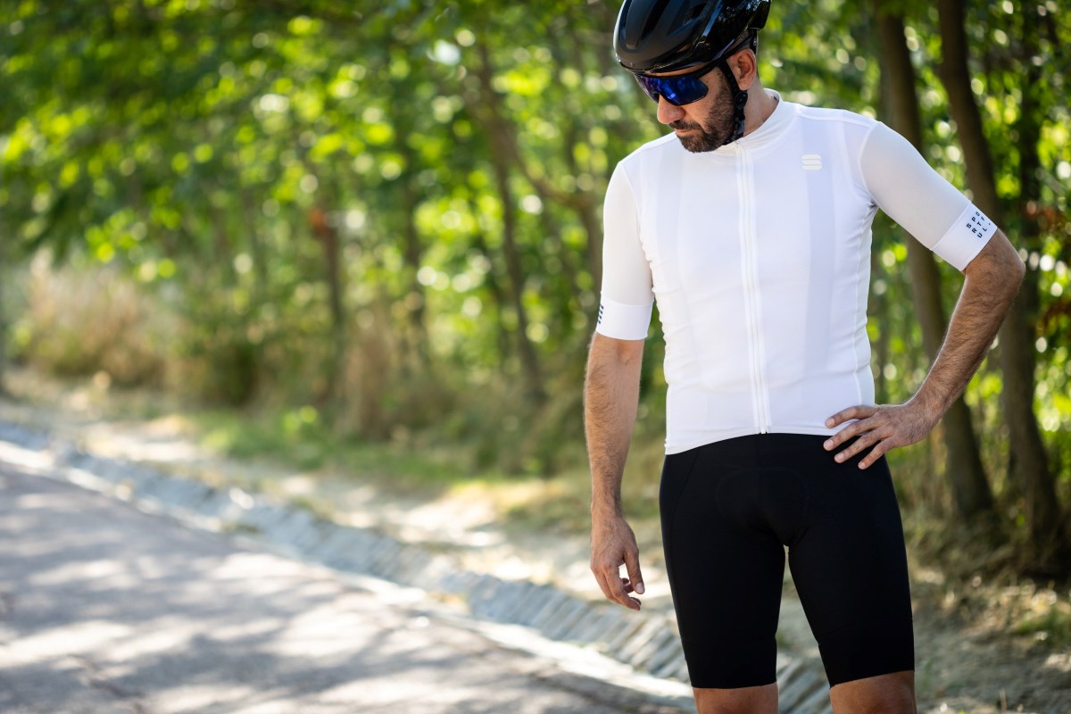 Probamos el maillot y culotte Sportful SRK, sencillez, comodidad y precio ajustado