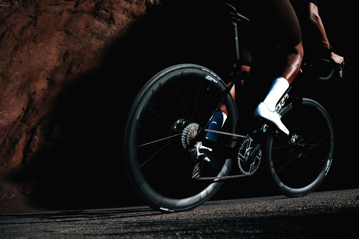 5 consejos de seguridad para utilizar hookless en carretera y no jugártela