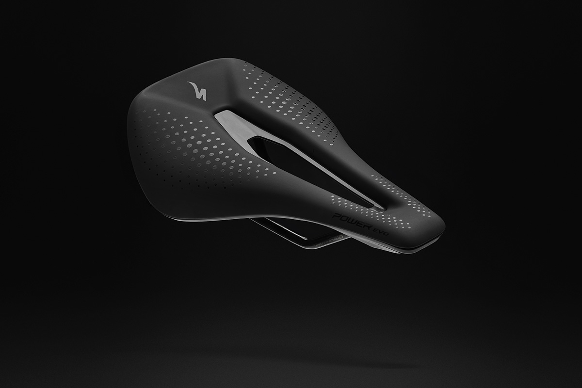 Nuevos sillines Specialized Power EVO Pro Mirror y Comp; con tecnología Mirror y Body Geometry
