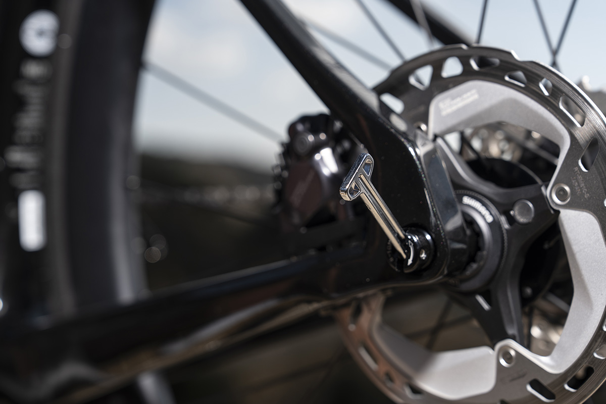 La nueva BH iRS1, con motor SEG BLM, marca una nueva generación de ebikes de carretera