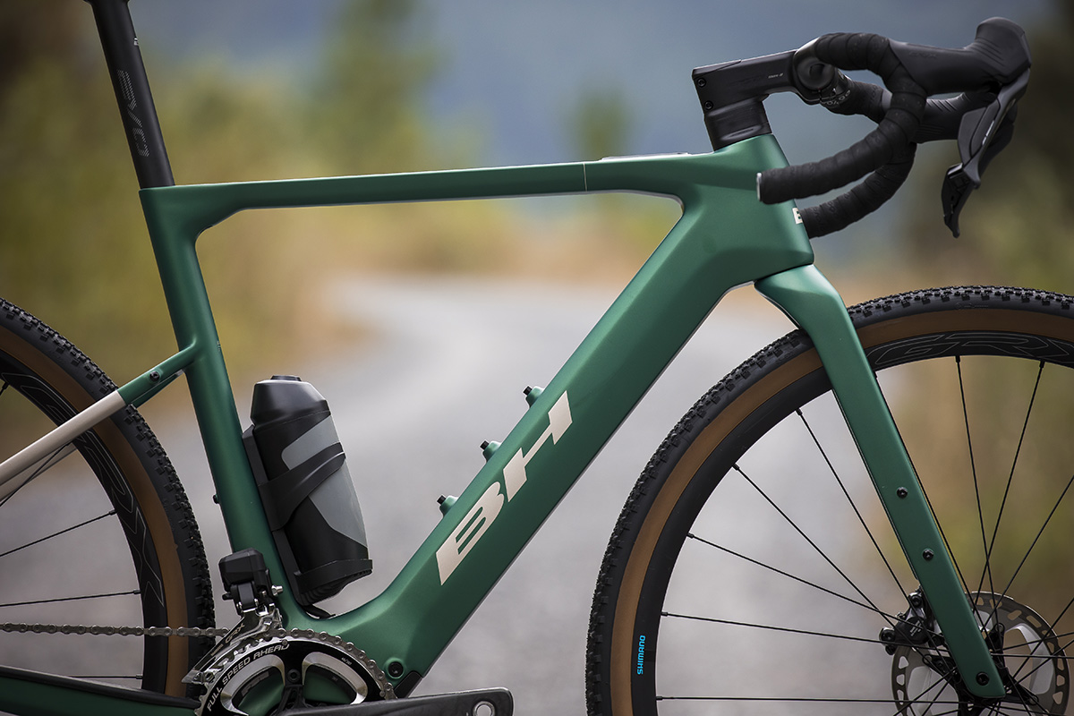 Nueva BH iGravelX: e-gravel de carbono con motor SEG BLM de 80 Nm y hasta 810 Wh
