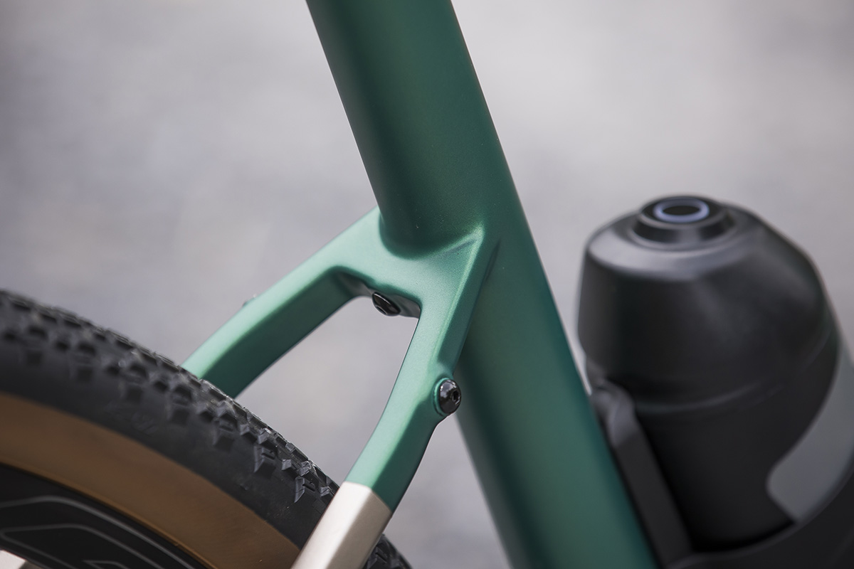 Nueva BH iGravelX: e-gravel de carbono con motor SEG BLM de 80 Nm y hasta 810 Wh