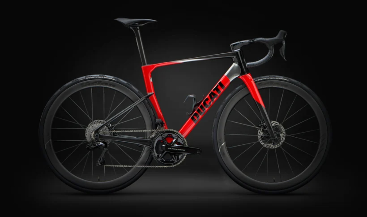 ADN de carreras y estilo italiano: así es la gama de bicicletas de Ducati Cycling