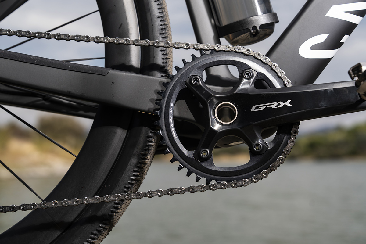 Probamos la Canyon Grail Gen3 CFR Di2: Aero y capacidad de carga para gravel race