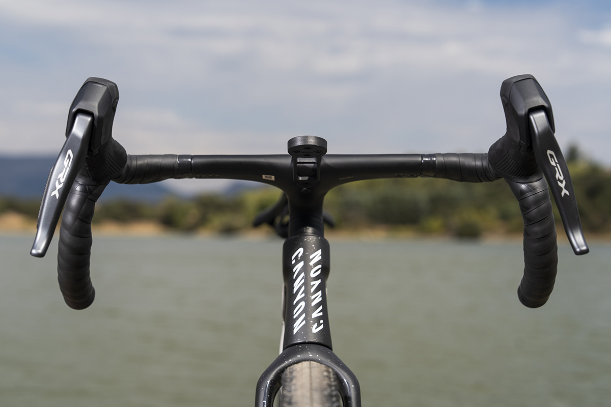 Probamos la Canyon Grail Gen3 CFR Di2: Aero y capacidad de carga para gravel race
