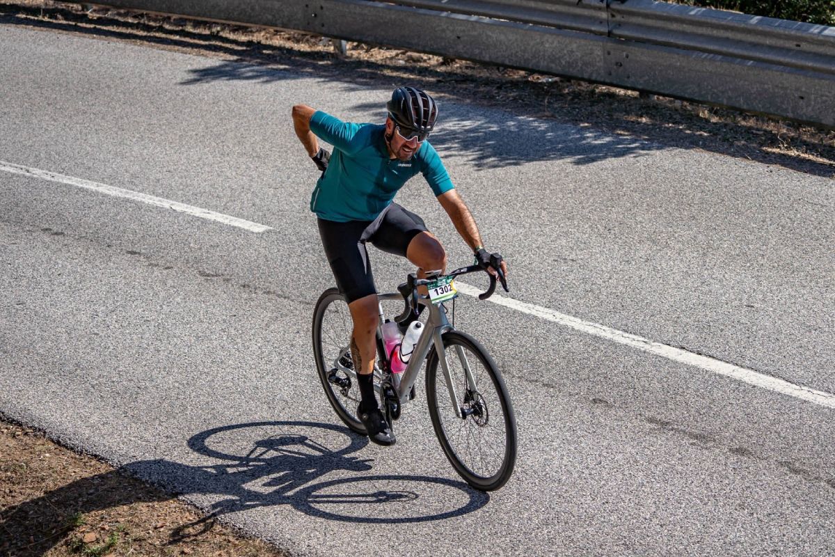 Grabar con el móvil en bici ¿Sabías que te pueden multar?