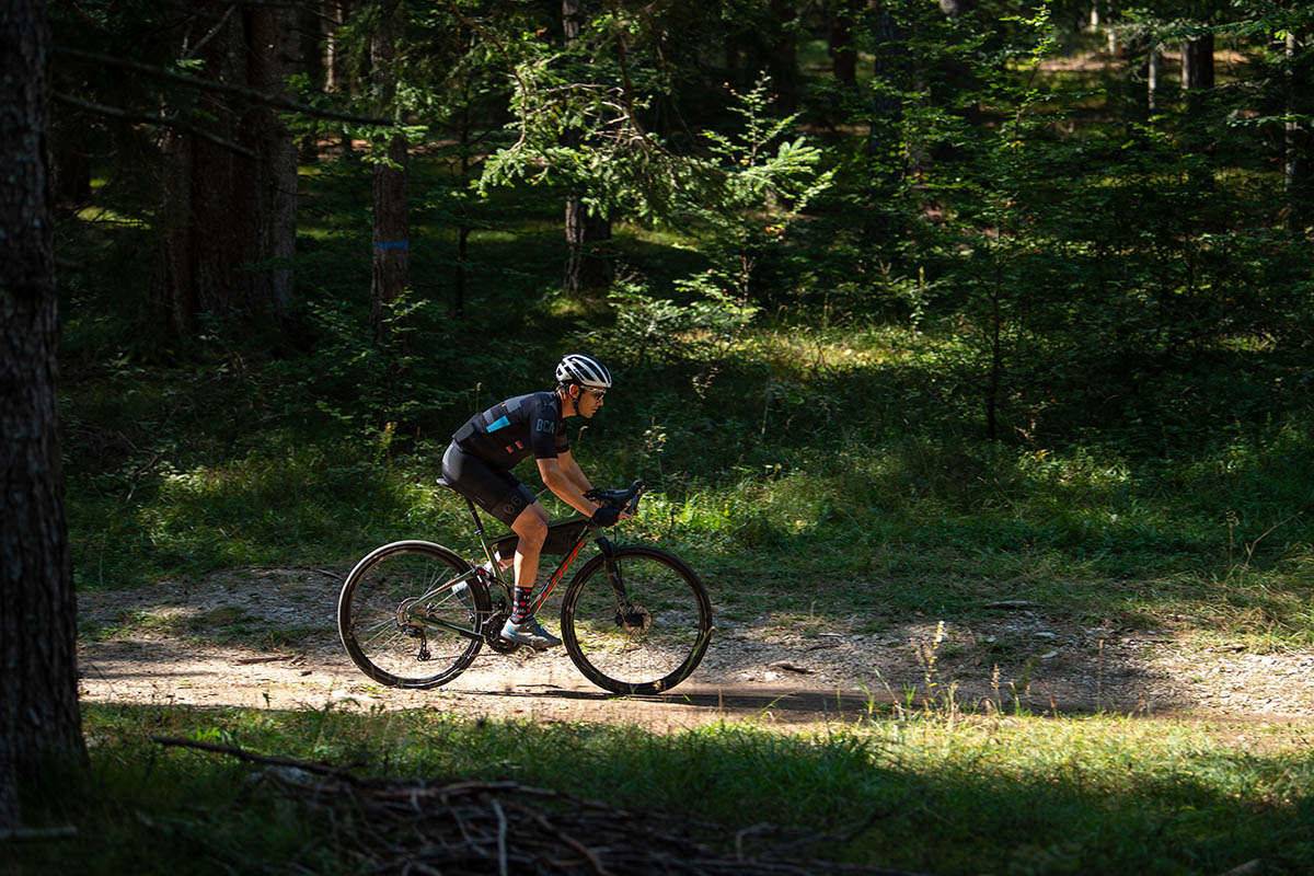 Con la Niner MCR 9 RDO de doble suspensión para gravel