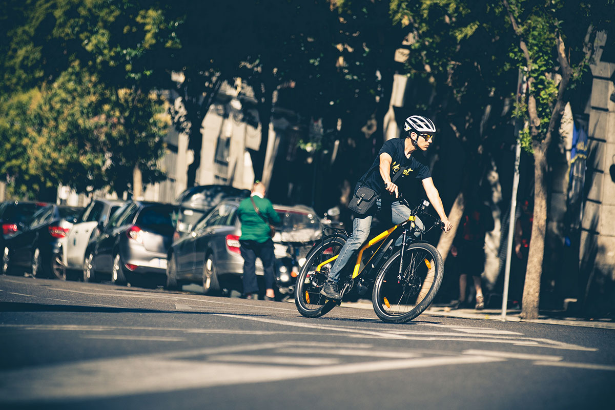 Con la Ducati e-Scrambler por las calles de Madrid