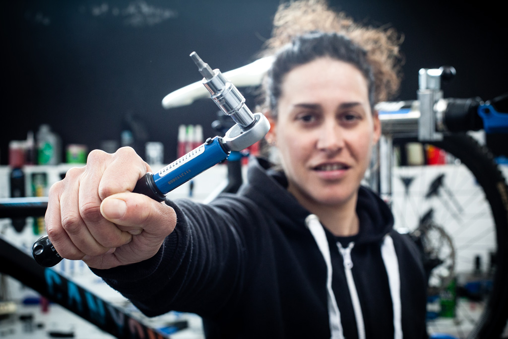 La llave dinamométrica, tu mejor amiga si tienes carbono en la bici |  Maillot Magazine