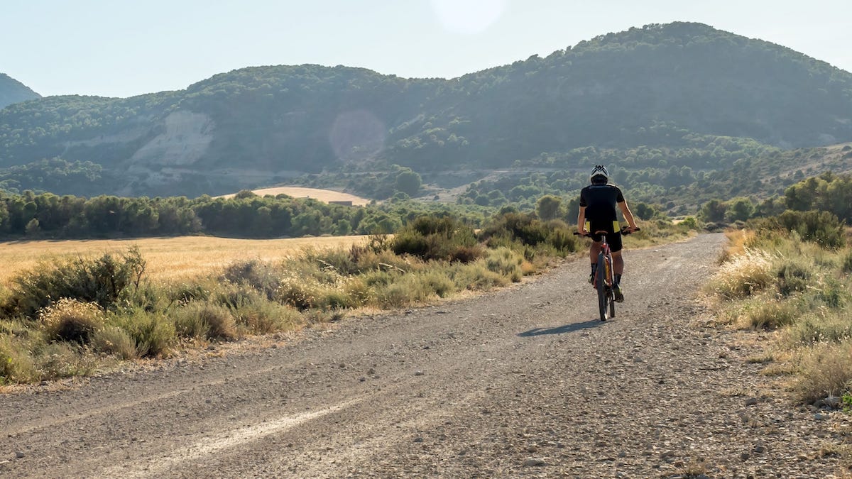 Descubre Bárdena Territorio Total: Aragón en bicicleta