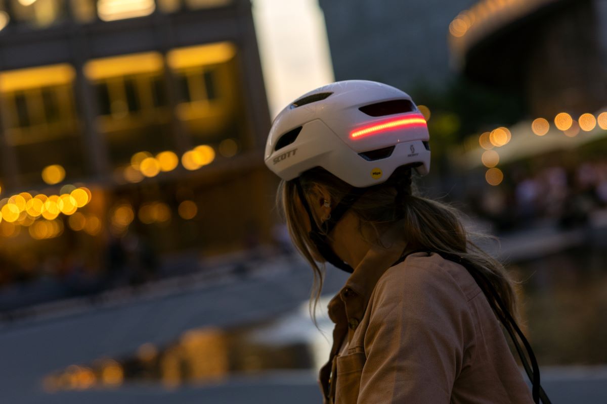 La Mokka Plus Sensor, el nuevo casco de Scott para ciclismo urbano