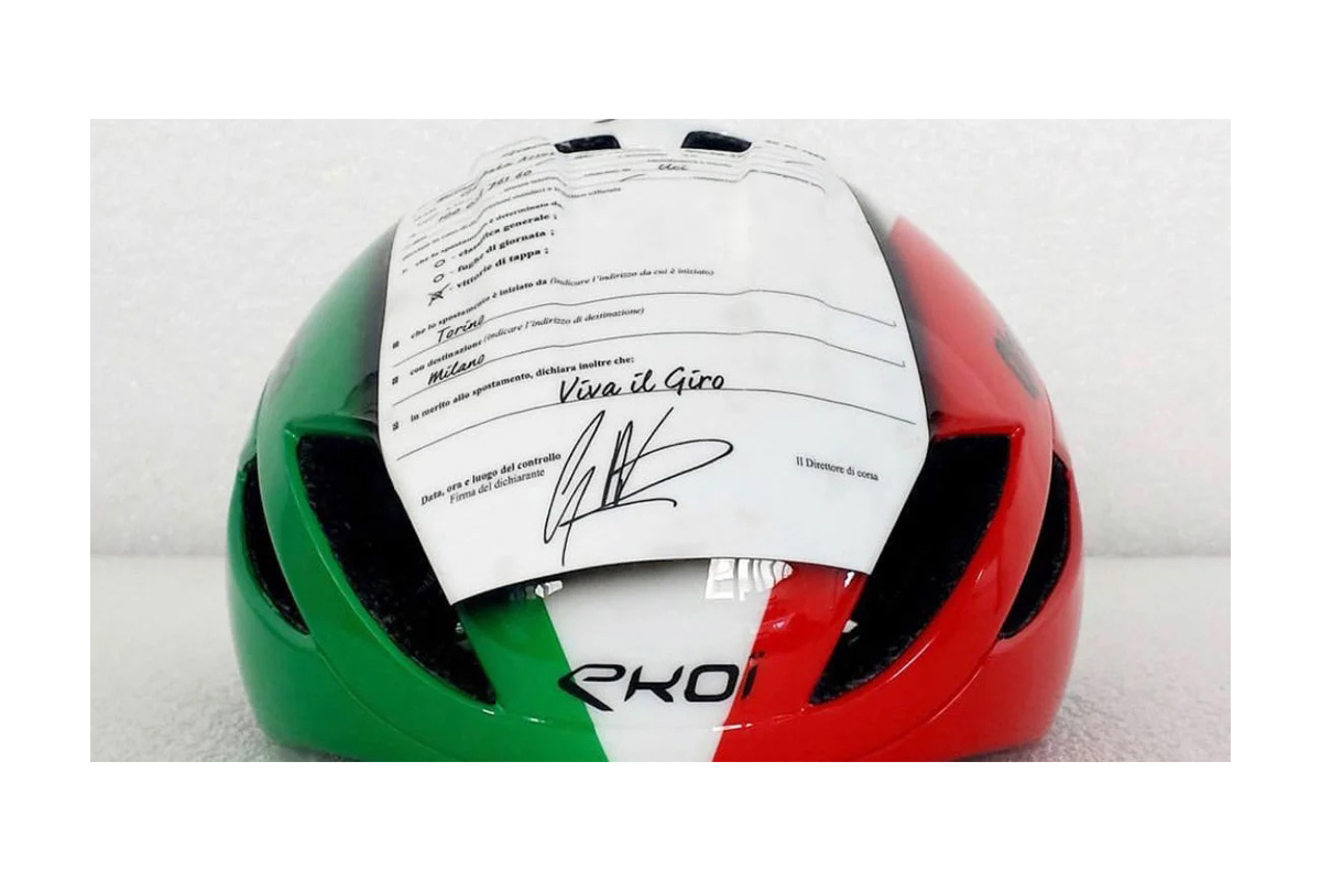 Casco modelo Ekoi AR14