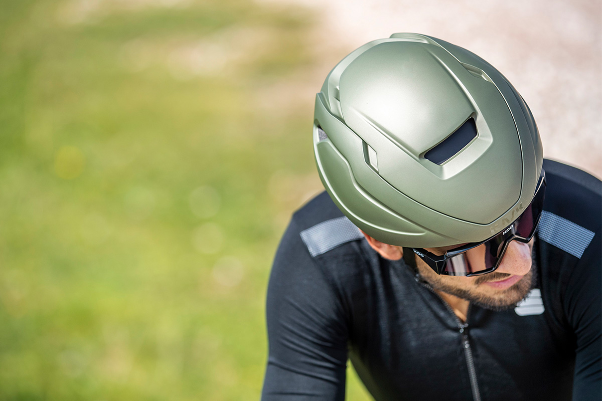 Detalle de la entrada de ventilación ajustable del casco KASK Wasabi