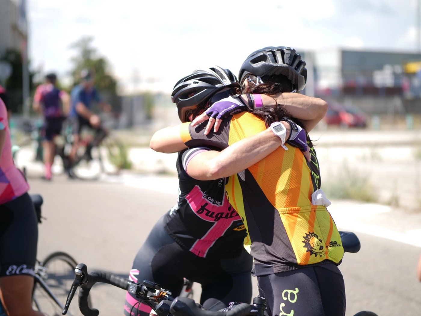 Rapha Women's 100 by Canyon. Ciclismo femenino