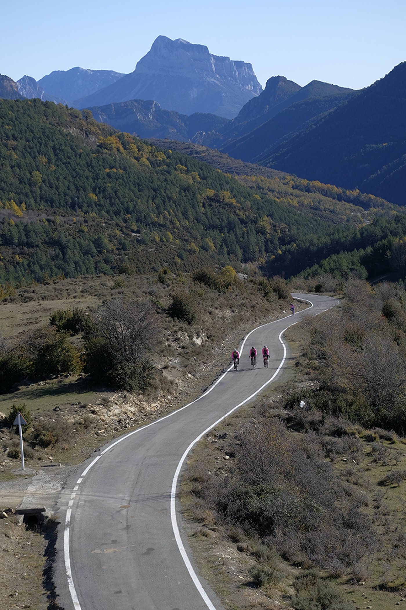 Nace Zona Zero Road, 31 rutas por el Pirineo
