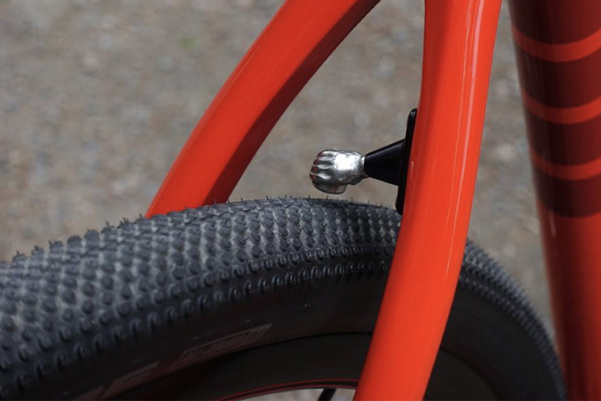 Rosca de anclaje en una bici de gravel Ibis Hakka MX