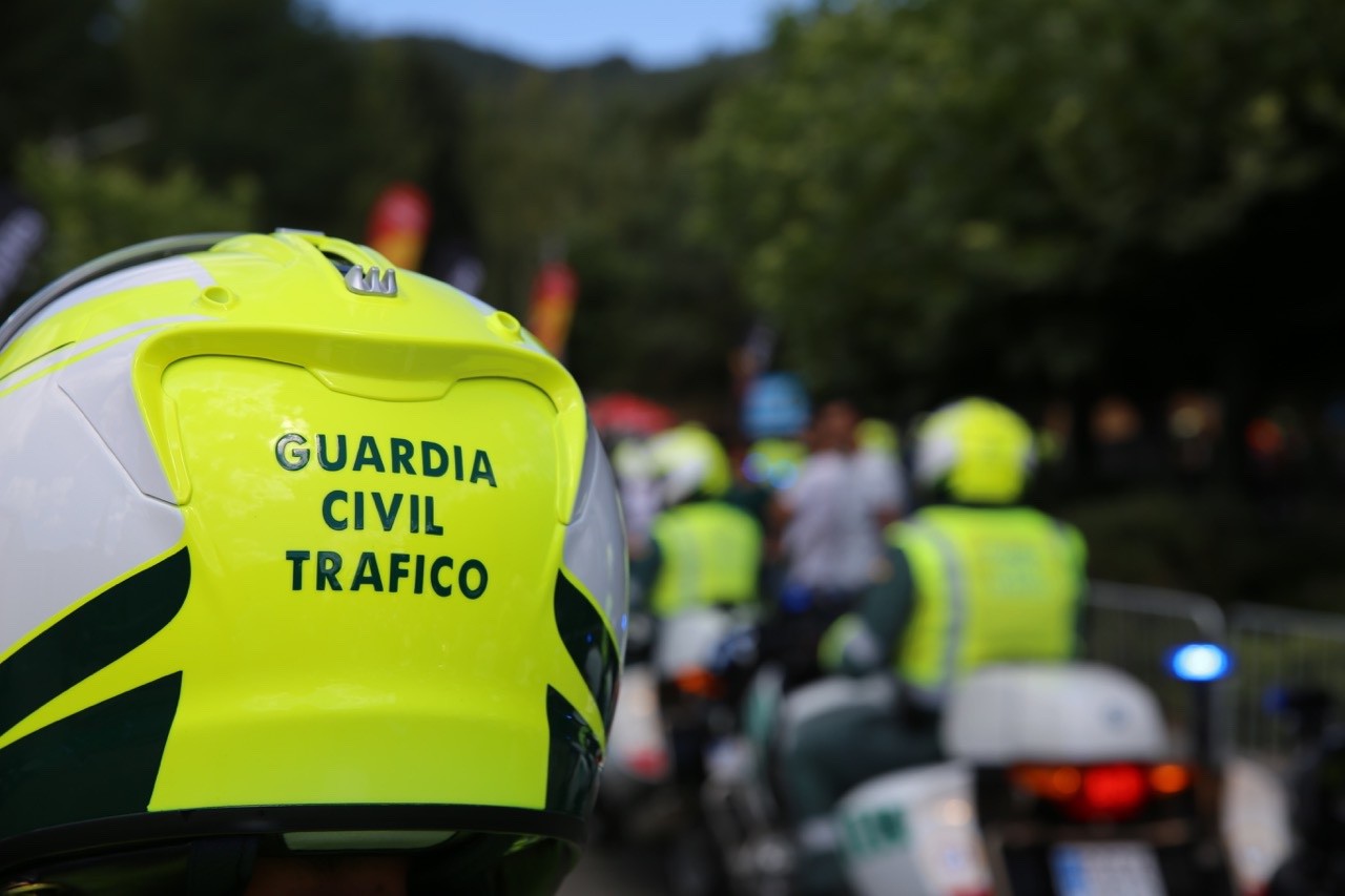 Motoristas de la Guardia Civil en La Vuelta