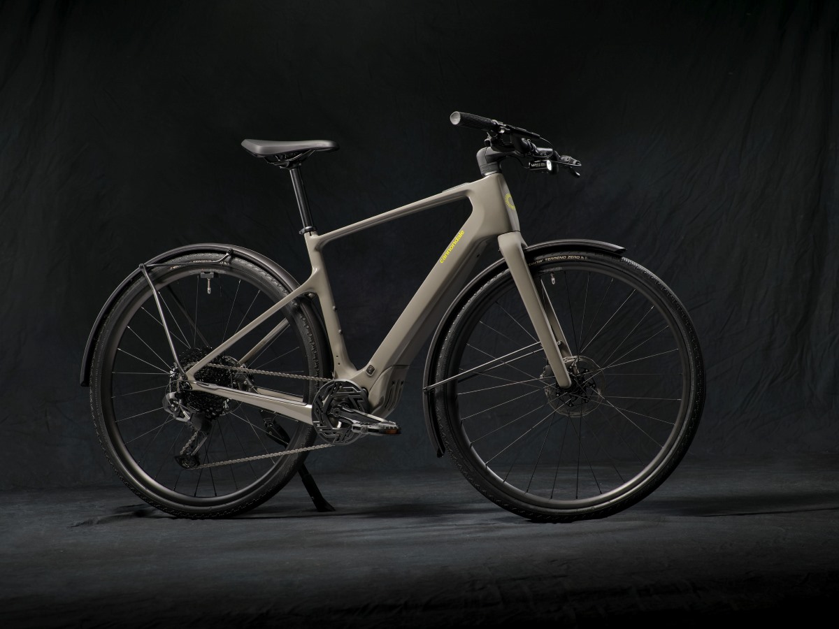 Cannondale Tesoro Neo Carbon, la nueva e-bike urbana de la marca con motor Bosch Performance Line SX
