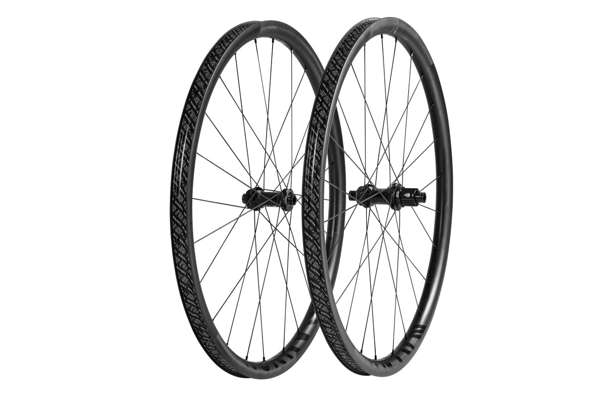 Ya puedes comprar las Canyon GR 30 CF ¡Las primeras ruedas de gravel de la marca!