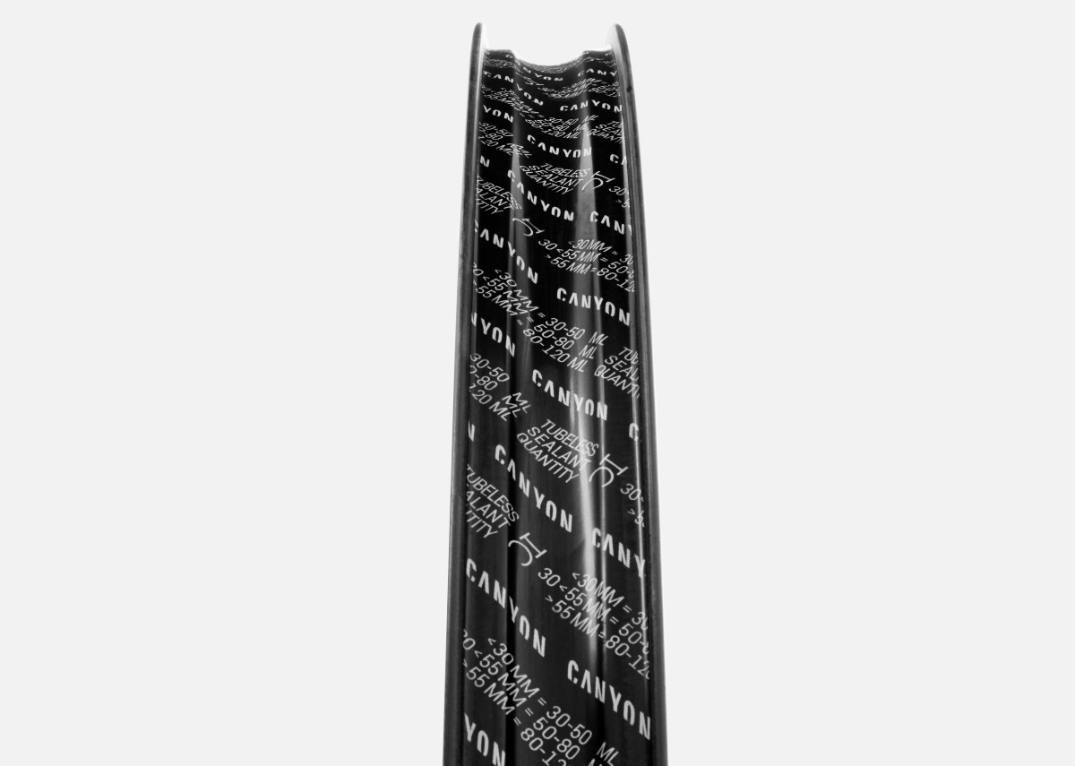 Ya puedes comprar las Canyon GR 30 CF ¡Las primeras ruedas de gravel de la marca!