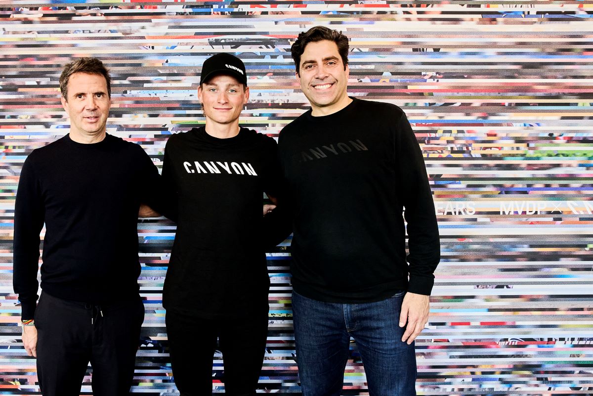 Van der Poel renueva con Canyon por 10 años más