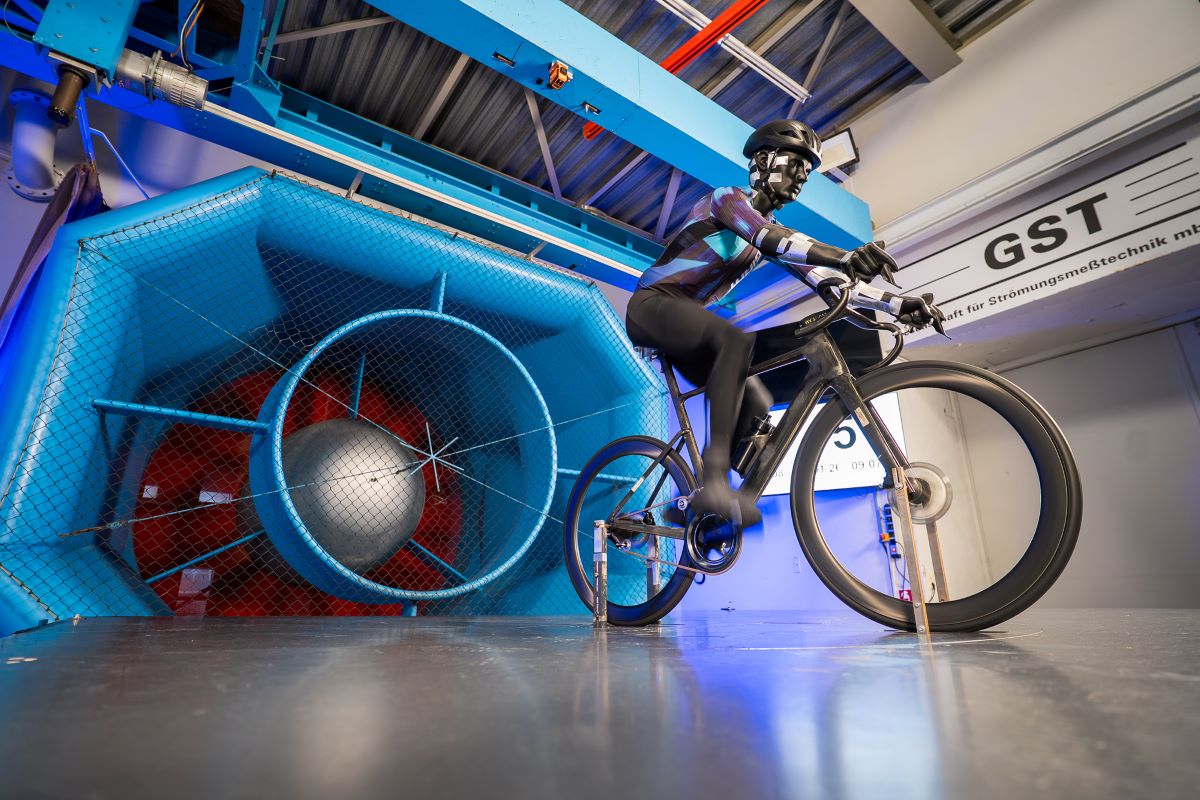 Primeras Pedaladas: Giant Propel Advanced Pro 0 Di2, una aero para todo... ¿Y para todos?