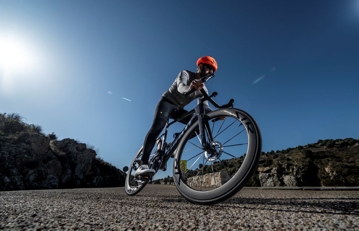 Primeras Pedaladas: Giant Propel Advanced Pro 0 Di2, una aero para todo... ¿Y para todos?