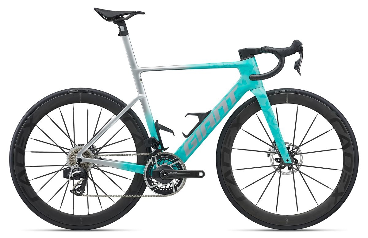 Primeras Pedaladas: Giant Propel Advanced Pro 0 Di2, una aero para todo... ¿Y para todos?