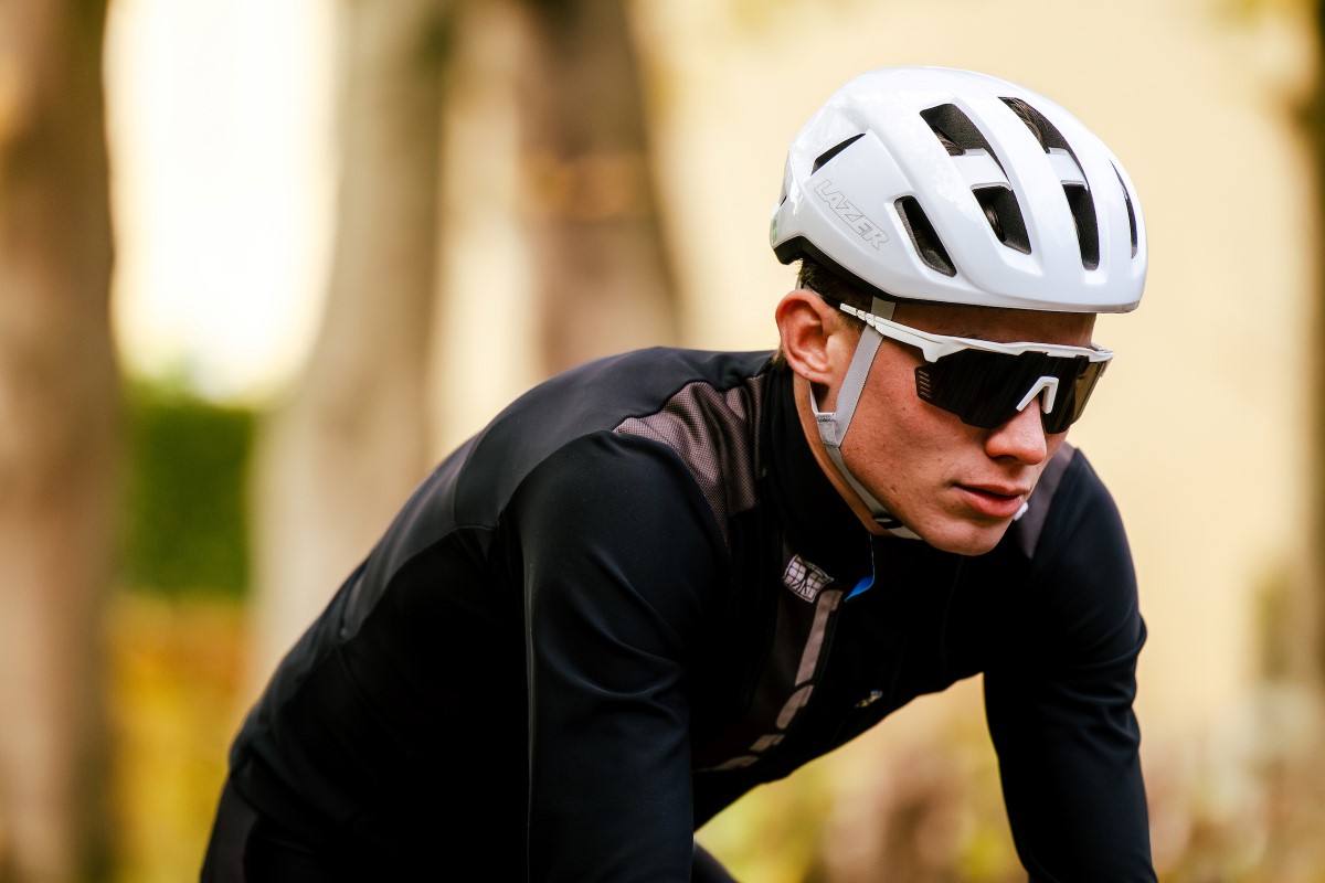 Lazer equipará a los WorldTeam Soudal Safety Jogger y AG Insurance Soudal