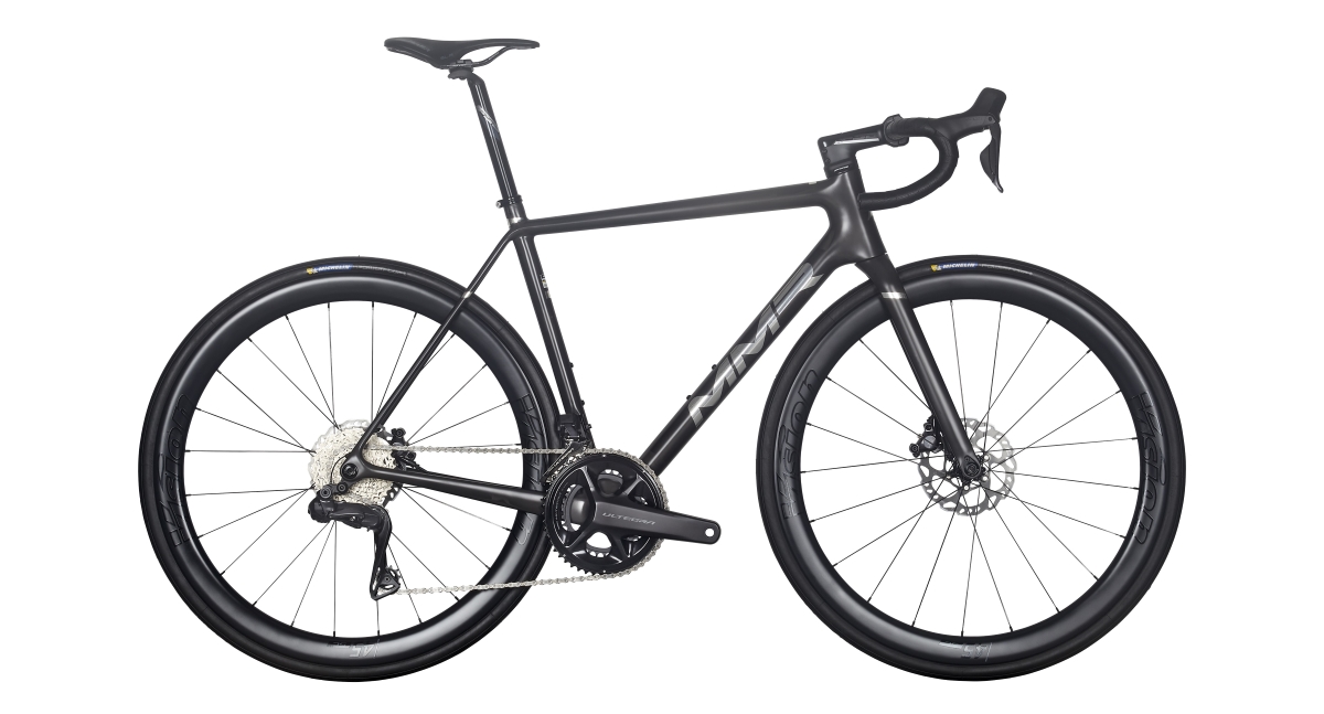 Primeras pedaladas: MMR Adrenaline 00 Plus, espíritu racing y carácter polivalente
