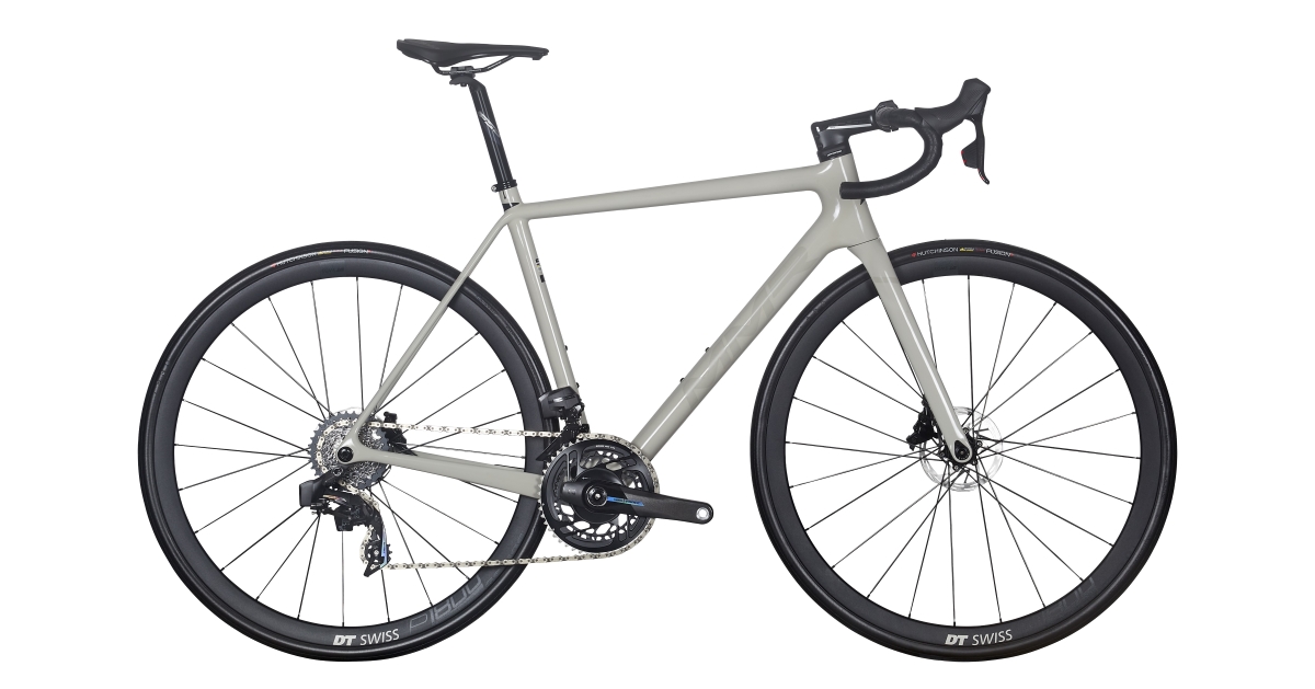 Primeras pedaladas: MMR Adrenaline 00 Plus, espíritu racing y carácter polivalente