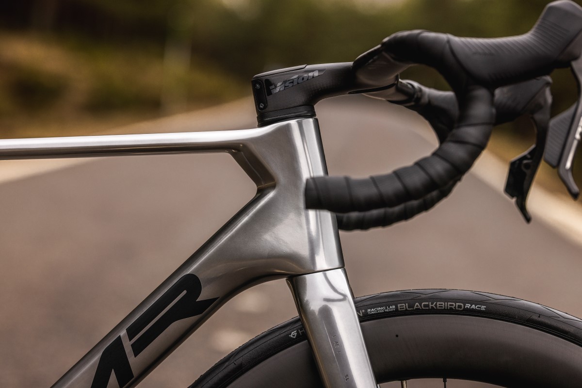 Primeras Pedaladas: MMR Aelion, efectividad en todos los terrenos