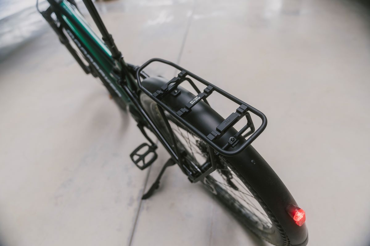Mondraker Chaser X, una e-bike urbana con espíritu MTB: recorridos de 150/140 mm y neumáticos de 2.6''.
