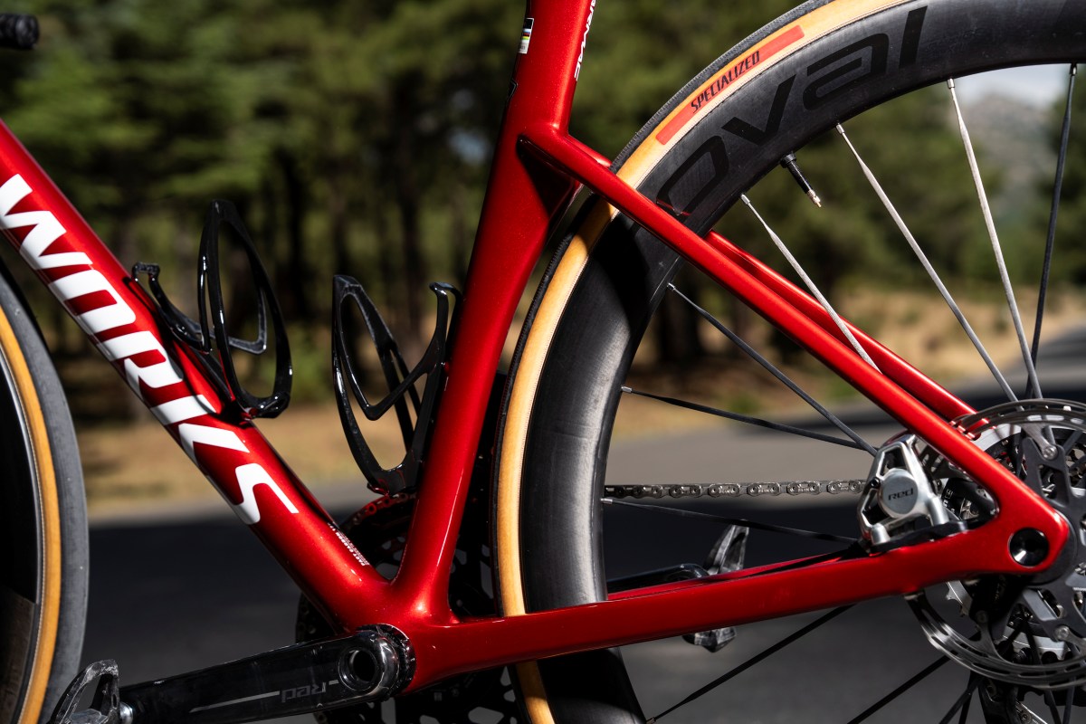 Primeras Pedaladas: nueva S-Works Tarmac SL9 ¿La mejor bicicleta de competición del momento?