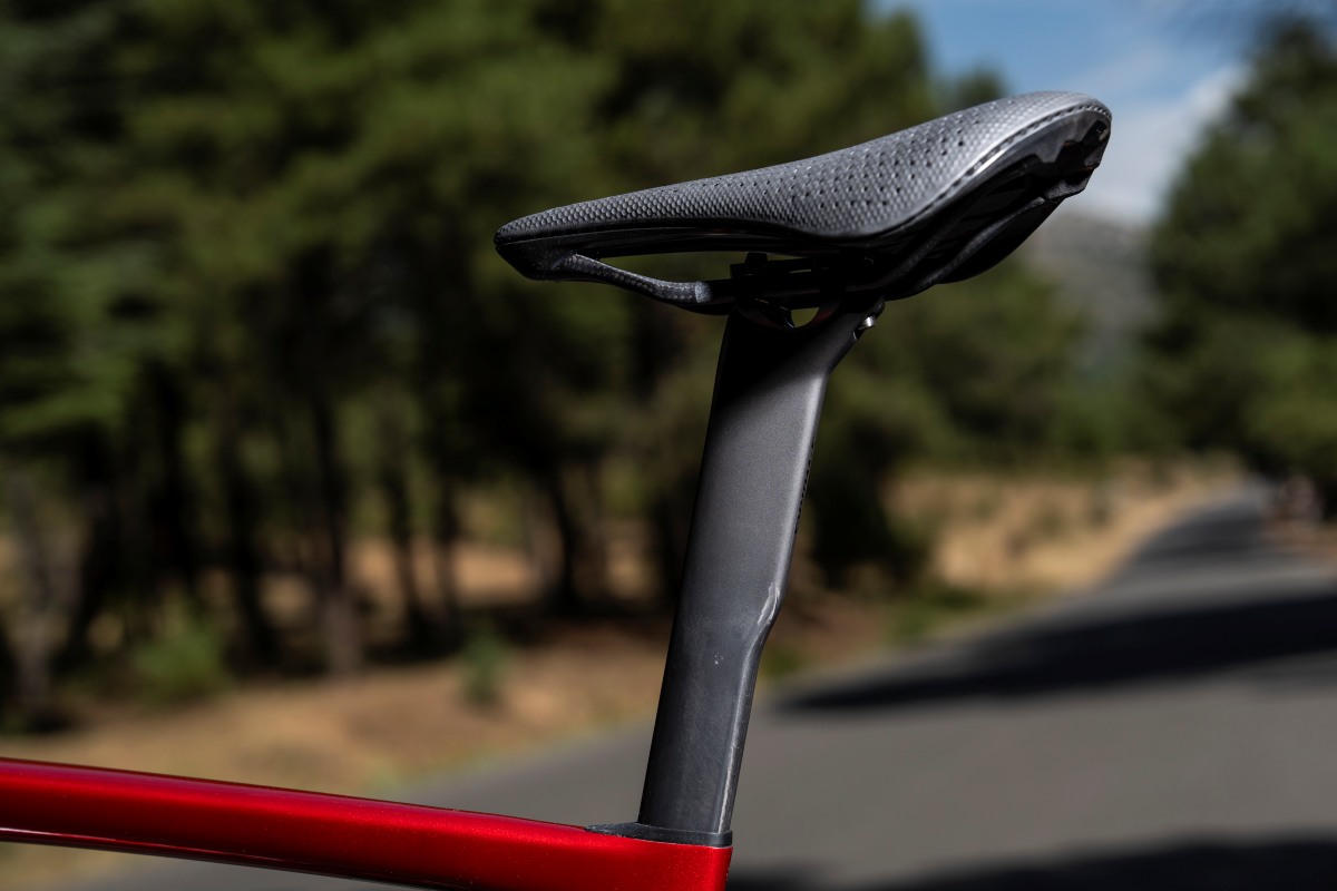 Primeras Pedaladas: nueva S-Works Tarmac SL9 ¿La mejor bicicleta de competición del momento?