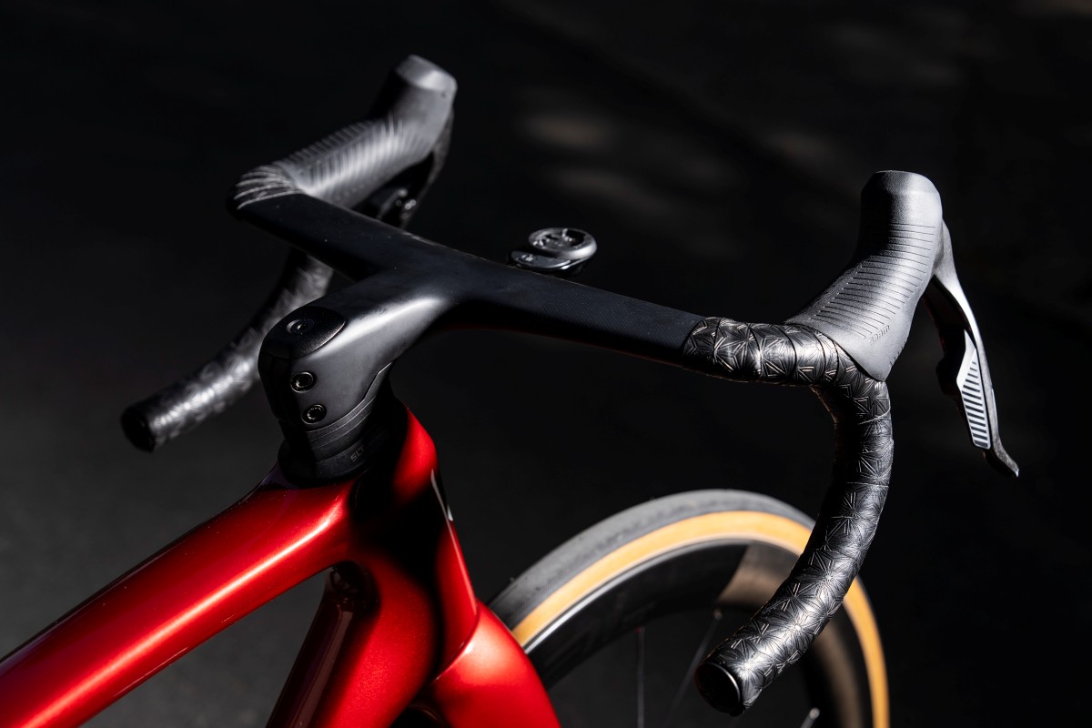 Primeras Pedaladas: nueva S-Works Tarmac SL9 ¿La mejor bicicleta de competición del momento?