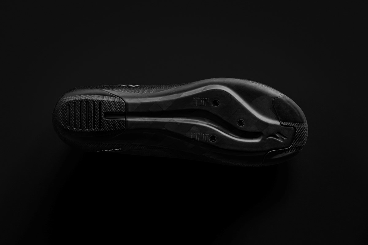 Specialized presenta el nuevo casco Propero 4 y las zapatillas Torch 2.0 y 3.0