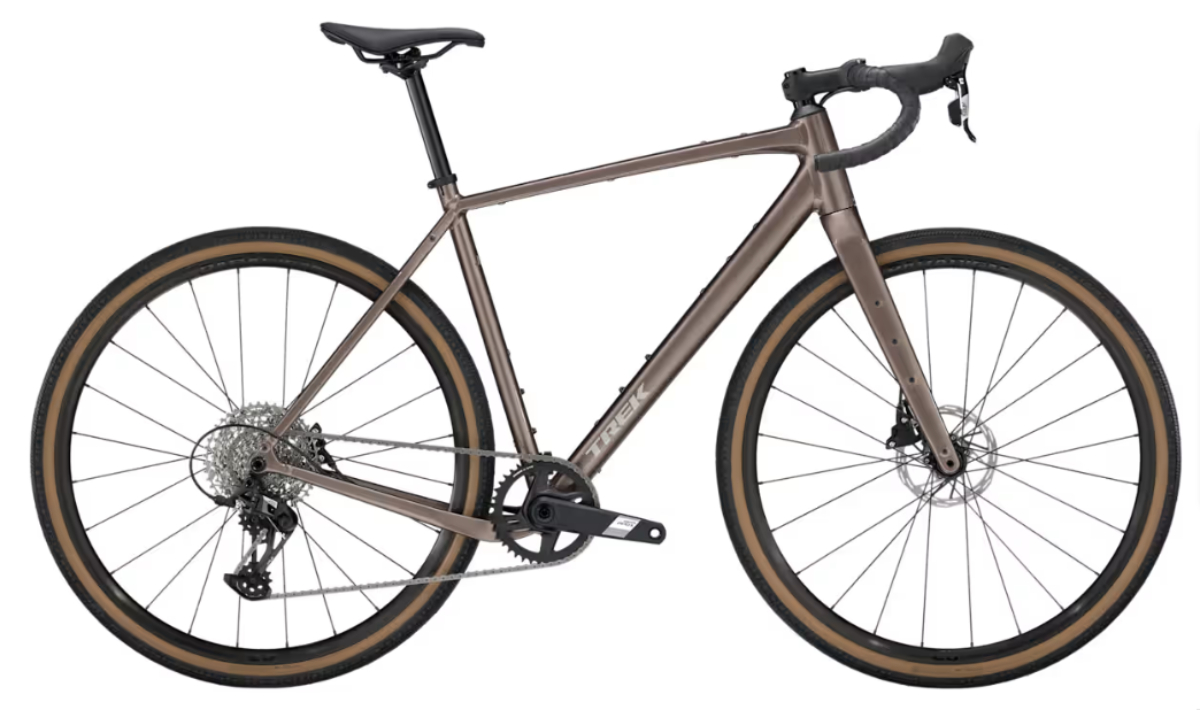 Probamos la Trek Checkpoint ALR 4: perfecta puerta de entrada al gravel