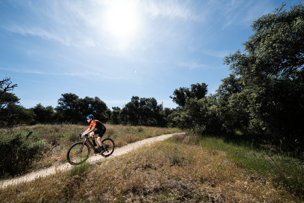 6 cosas que no debes hacer cuando sales en bici con (mucho) calor