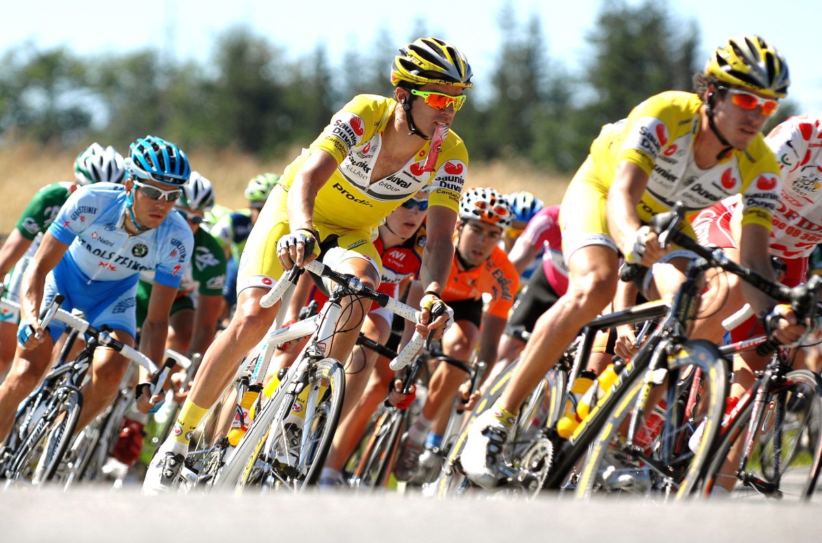 De la lana al ‘aero’: la evolución de la ropa ciclista en 150 años