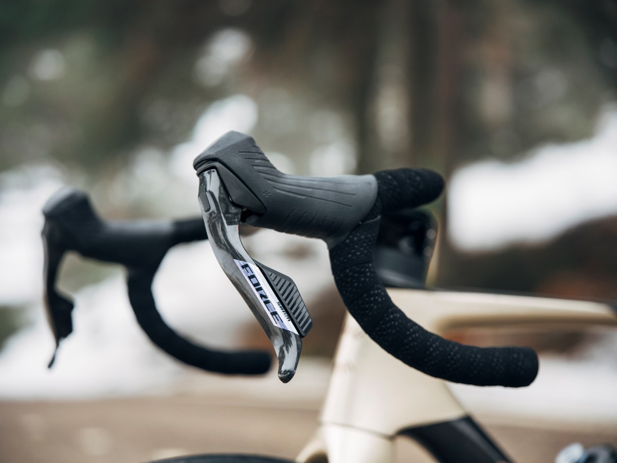 Primeras Pedaladas: Cannondale SuperSix EVO 1 Gen 5, más ligera, aerodinámica... ¿Y rápida?