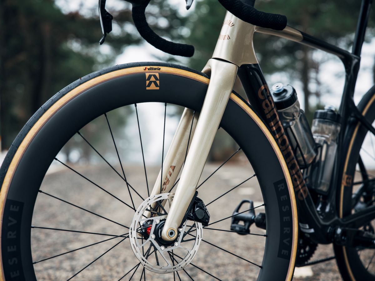 Primeras Pedaladas: Cannondale SuperSix EVO 1 Gen 5, más ligera, aerodinámica... ¿Y rápida?