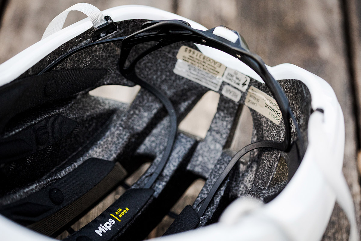 Comparativa: 5 cascos de ciclismo profesional a examen