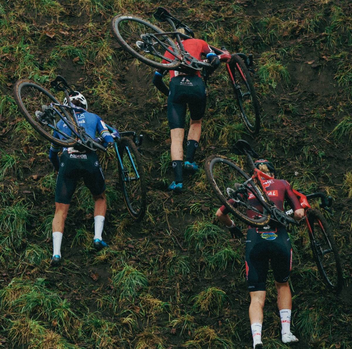 Copa del Mundo de Ciclocross 2026-2027: calendario, favoritos y cobertura