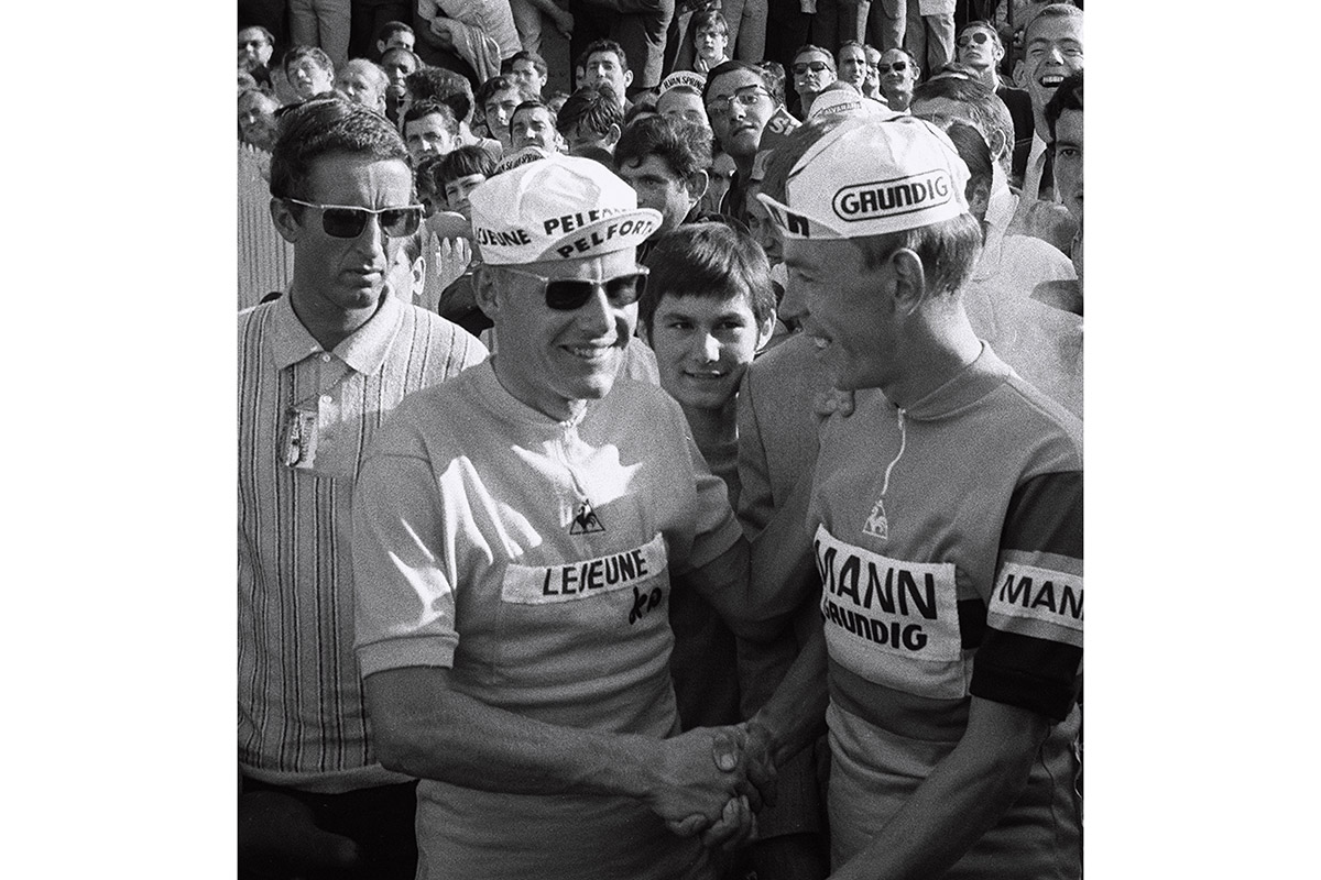 JAN JANSSEN y HERMAN VAN SPRINGEL en el Tour 1968