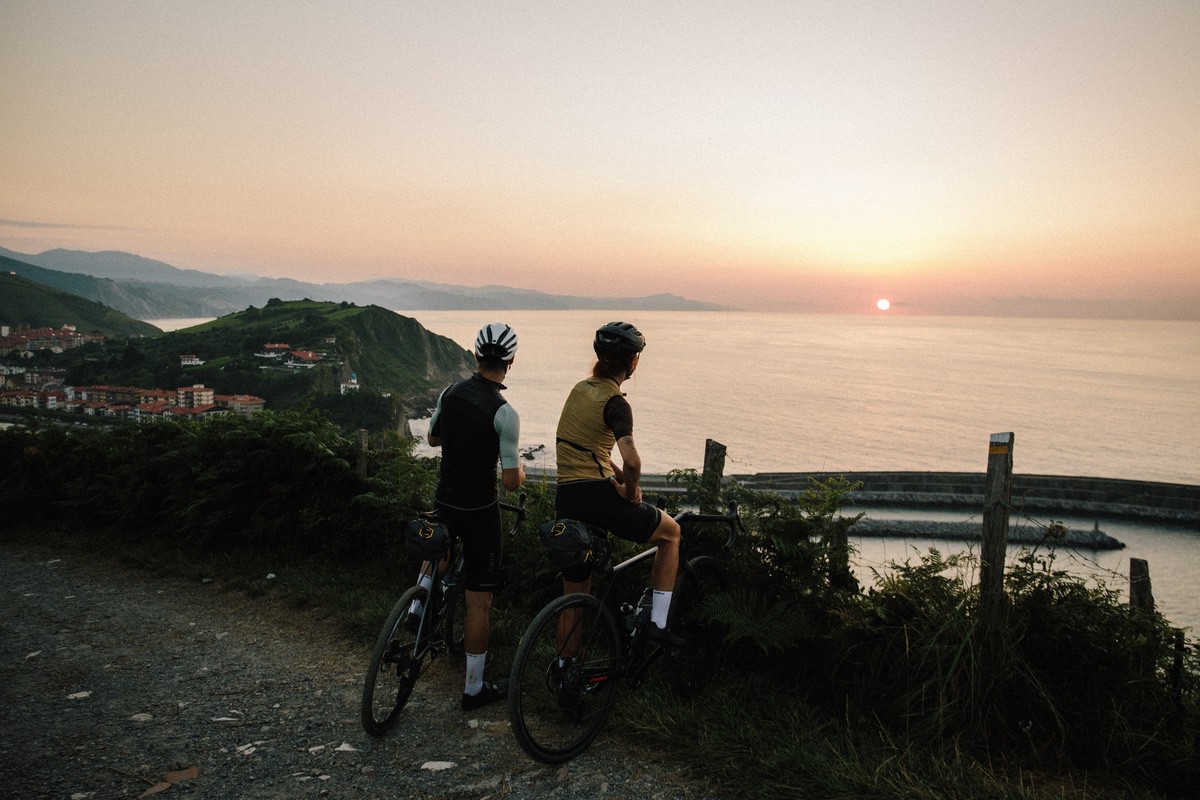 Descubriendo el País Vasco en bici de grável