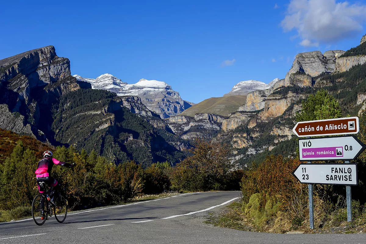 Se reanuda el turismo activo, de deporte y aventura, en Aragón