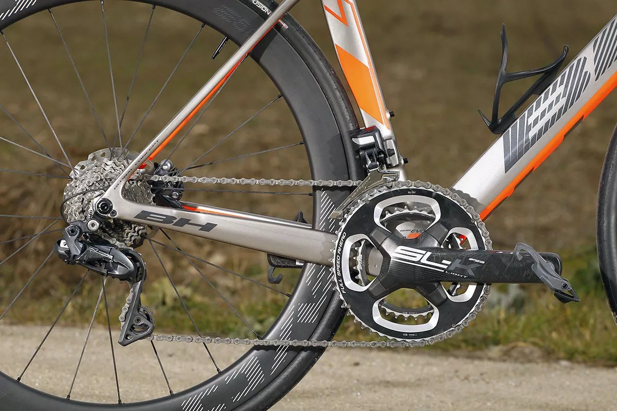 Elimina los ruidos y crujidos en el pedalier de tu bici