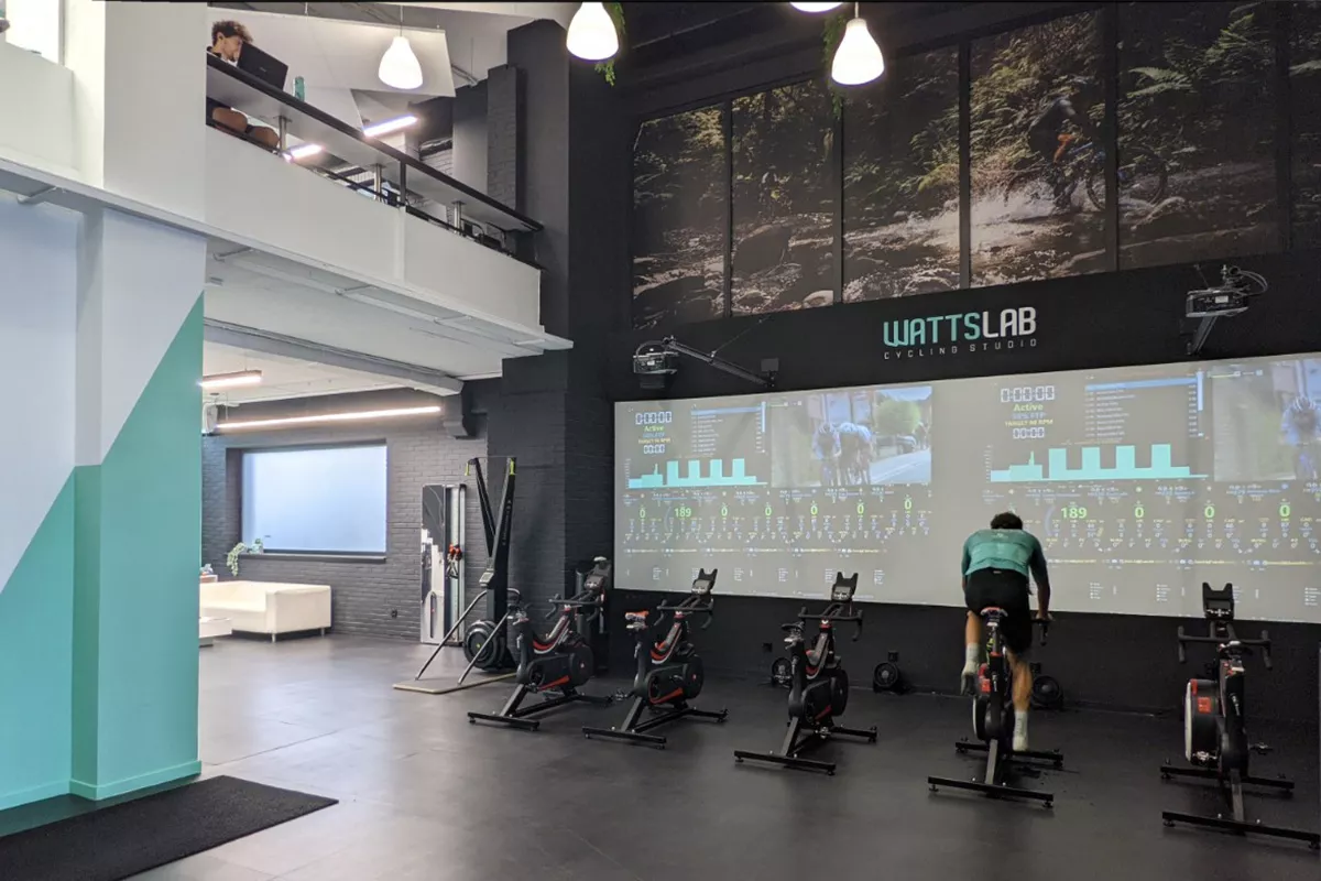 David de la Cruz invierte en la “start-up” y centro de entrenamiento Watts lab